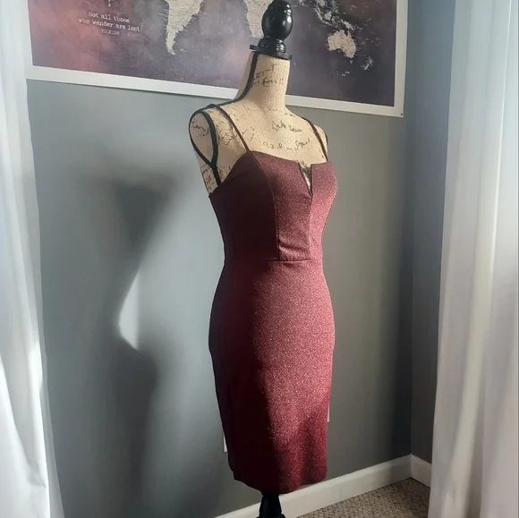 Rue 21, beautiful burgundy, size medium party dress - Picture 2 of 7